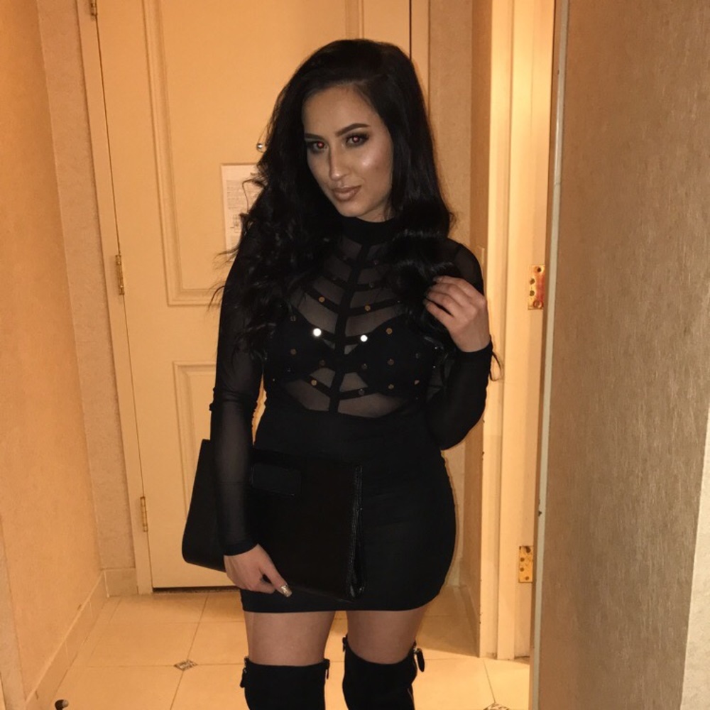 Meet your Posher, Brittney